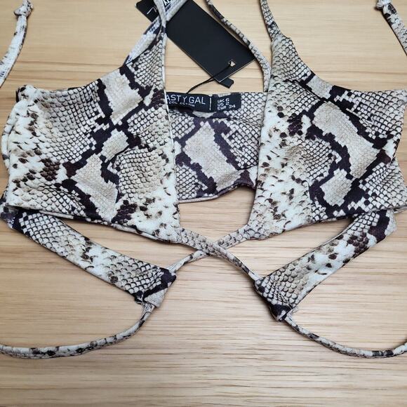 Nasty Gal Womens White Black Snake Print Cut Out Tie Scrunchie Bikini Top Size 2 - Picture 2 of 5